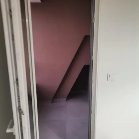 Calla - 3, Modern & Cozy Near Centar - Free Parking Slot Apartament