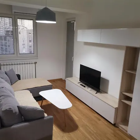 Calla - 3, Modern & Cozy Near Centar - Free Parking Slot Apartament *